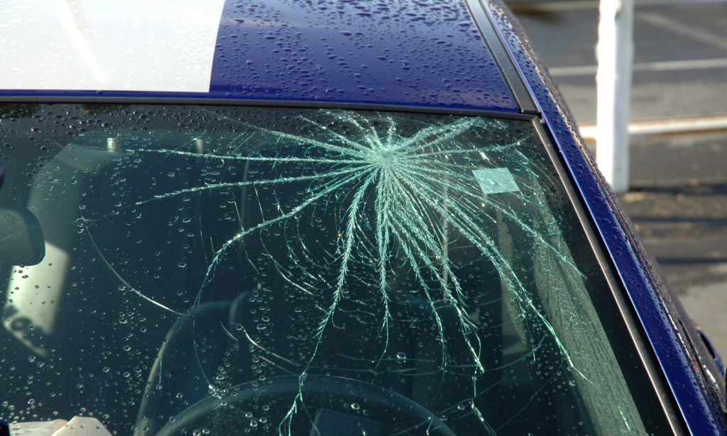 windshield crack driving